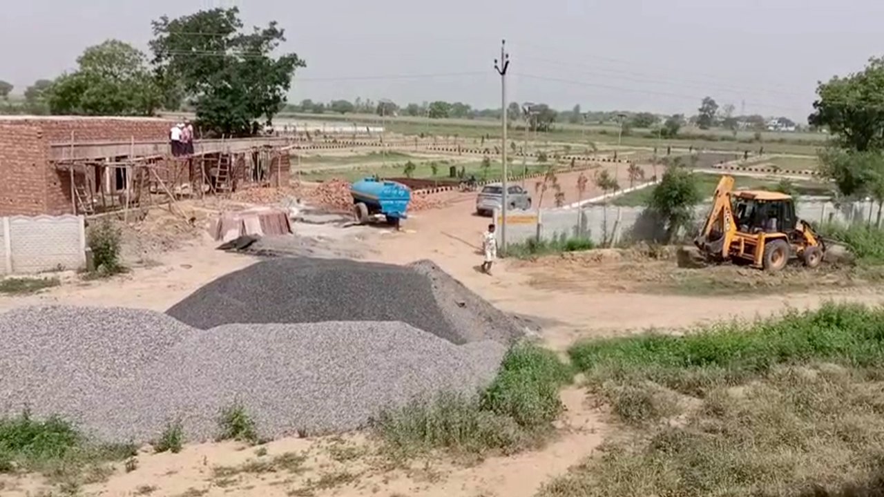 Plot Near Jewar Airport