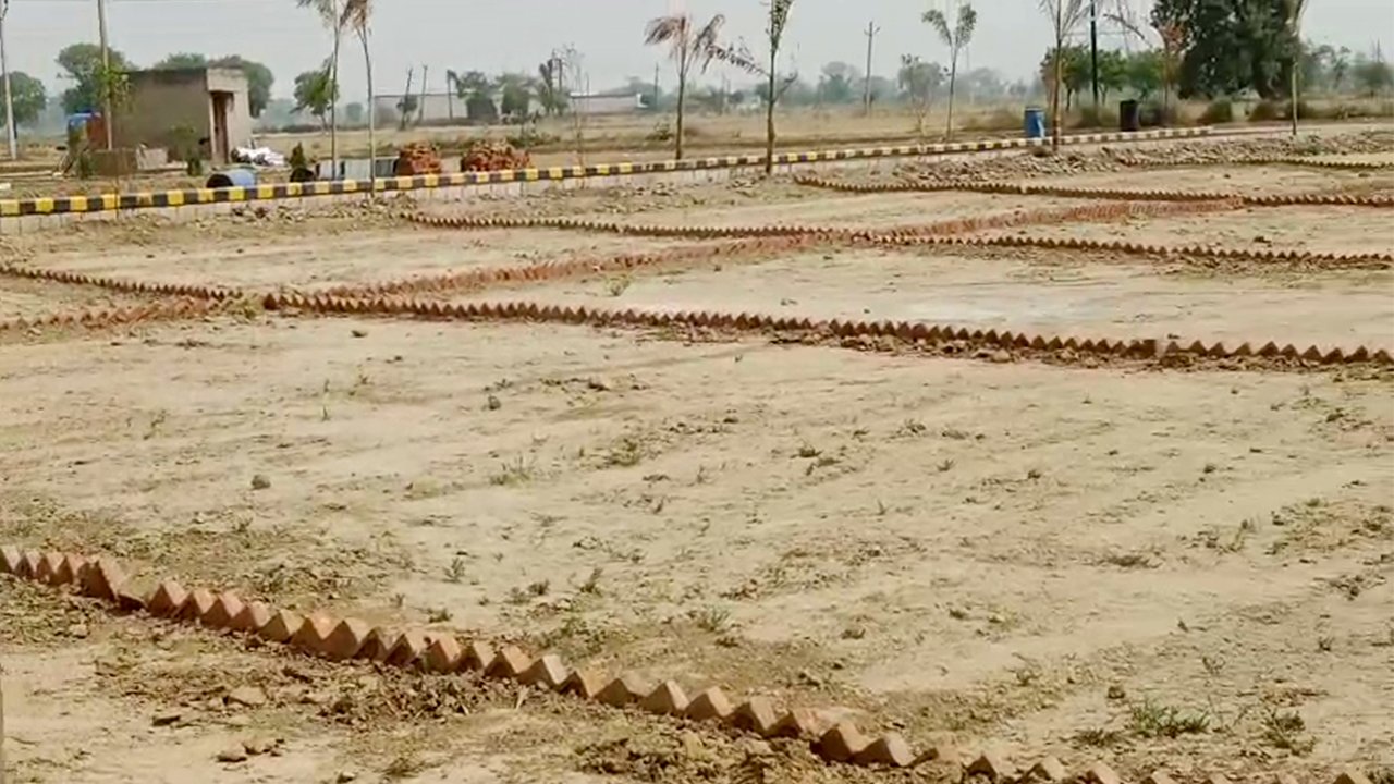 Plot Near Jewar Airport